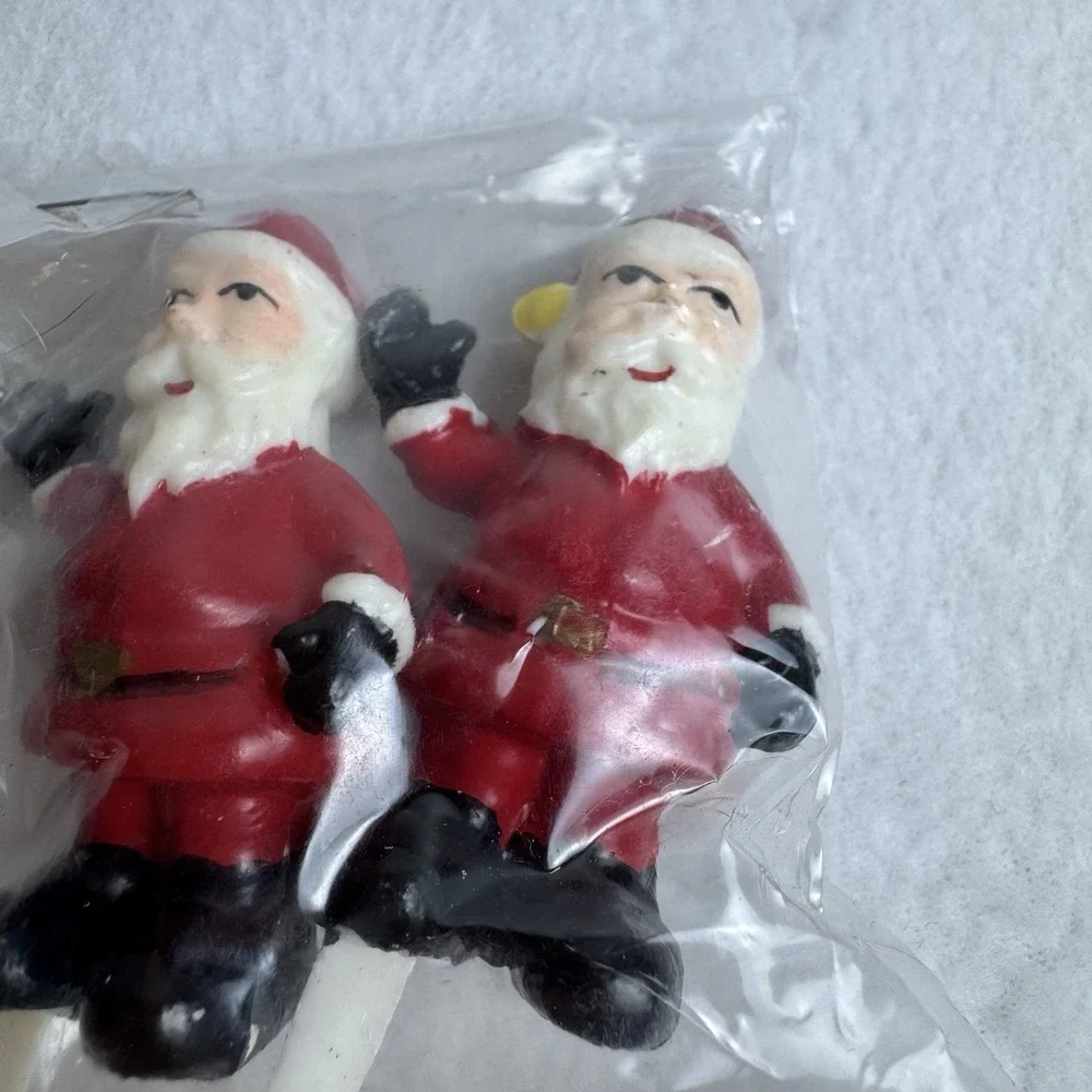 Vintage Lot Of 12 Santa Clause Cupcake Picks Toppers Red Plastic Christmas Decor